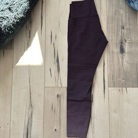 2 pair Lululemon leggings size 6 - Picture 3 of 3